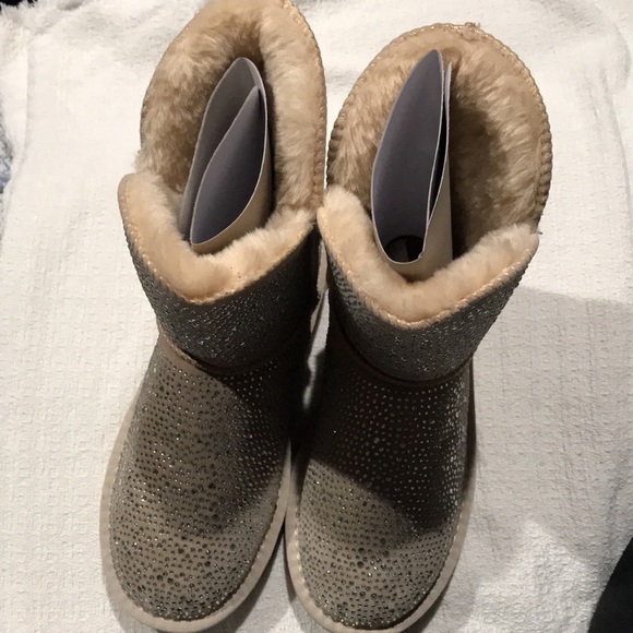 INC INTERNATIONAL CONCEPTS Adrief Cream Bling Booties size 6 - Picture 2 of 8